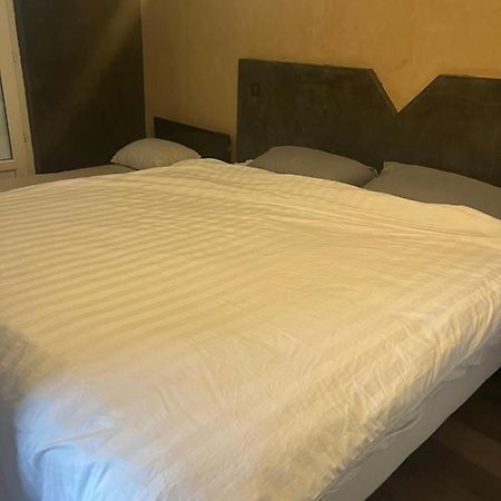 Residence Bord De Loire Euro 6 ديسيزو المظهر الخارجي الصورة